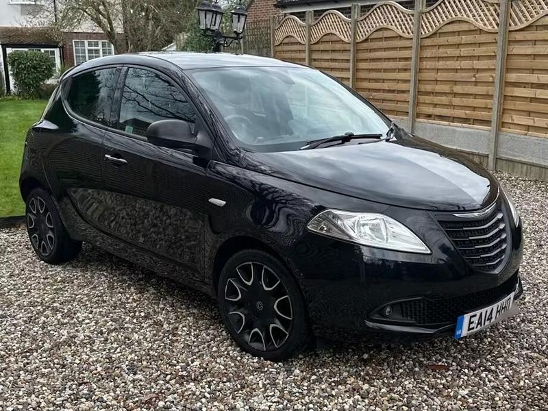 Chrysler Ypsilon 2014